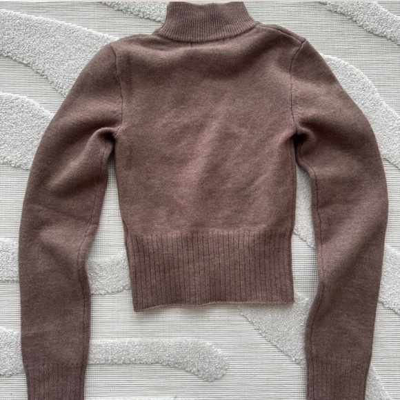 Bershka cropped turtleneck sweater - Picture 3 of 5